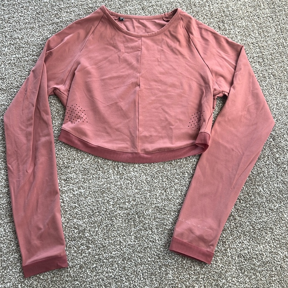 Gymshark Whitney Simmons workout crop